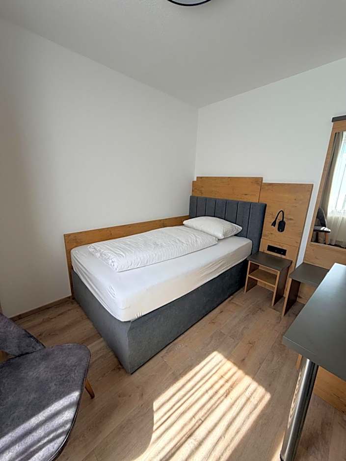Boutique Hotel zum Ziel - Modern Stay near Basel