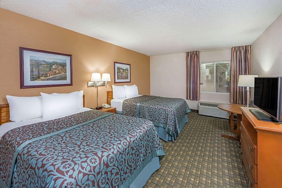 Days Inn by Wyndham Kirksville