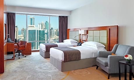 2 Twin Classic Club Lounge Access