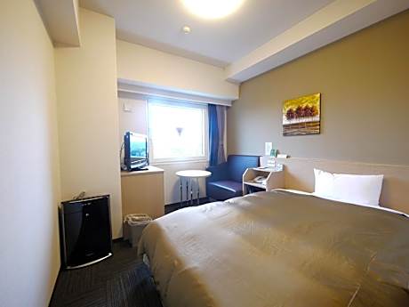 Single Room - Non-Smoking