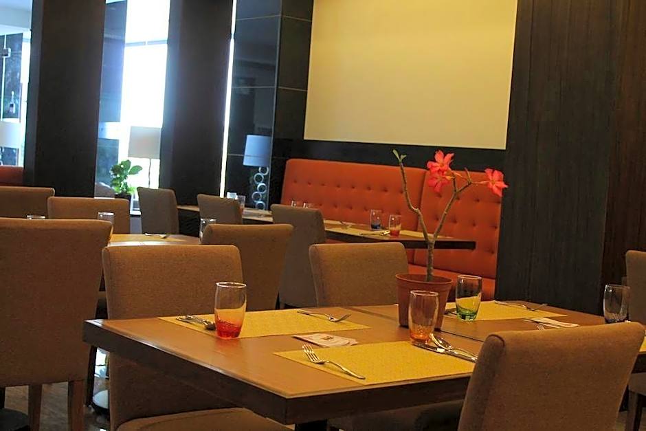 Top Star Hotel