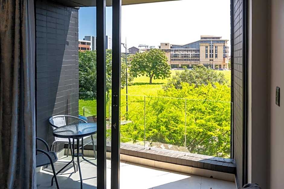 Lux Onyx 207 in Umhlanga Ridge