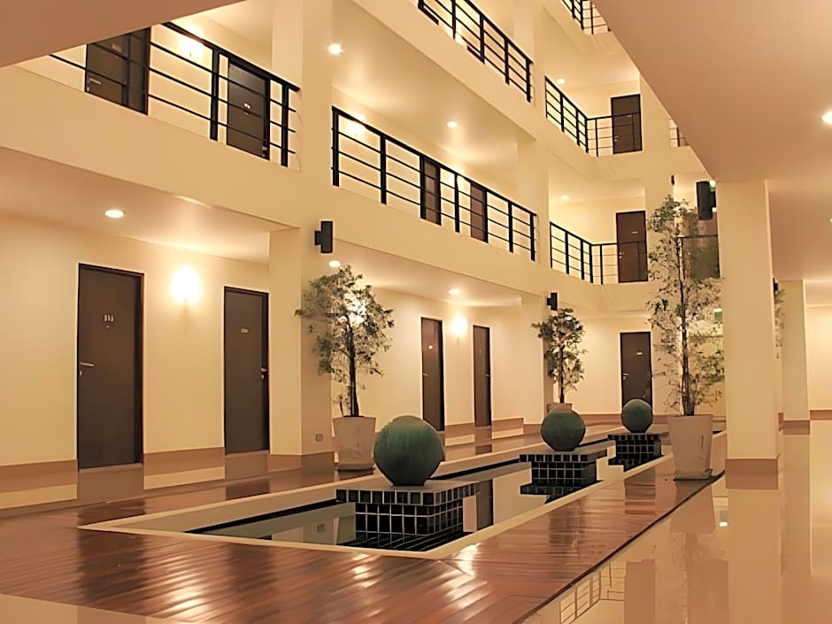 The Atrium Ratchada 13 Hotel