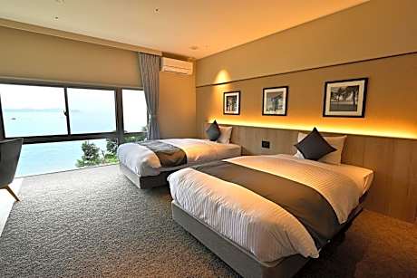 Standard Twin Room - Shower Only - Non-Smoking