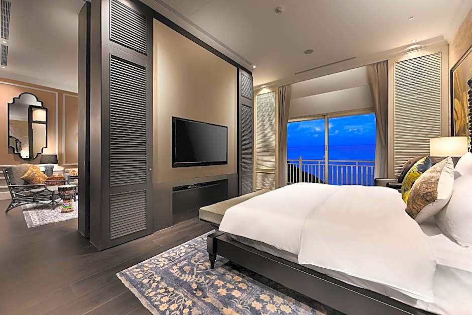 Photo 1 of 4 of Deluxe Suite, Ocean View