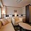 Toyoko Inn Tokyo Shinagawa Konan-guchi Tennozu Isle