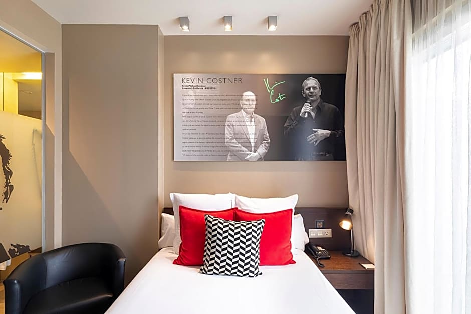 Hotel Zinema7