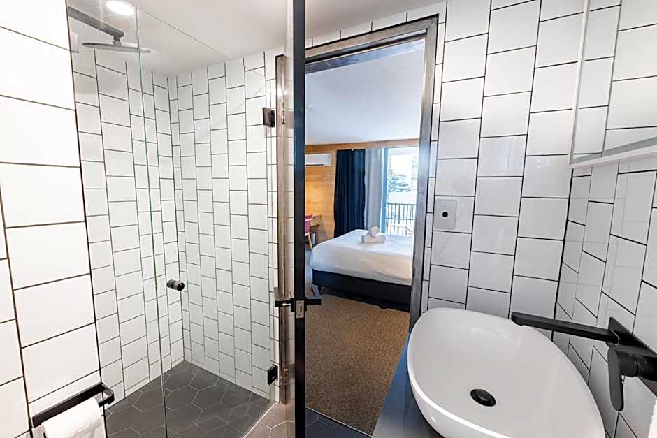 Bunk Surfers Paradise 18-35 Backpacker Hostel