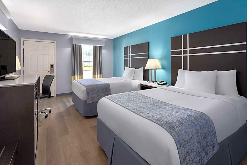 Baymont by Wyndham Brunswick GA