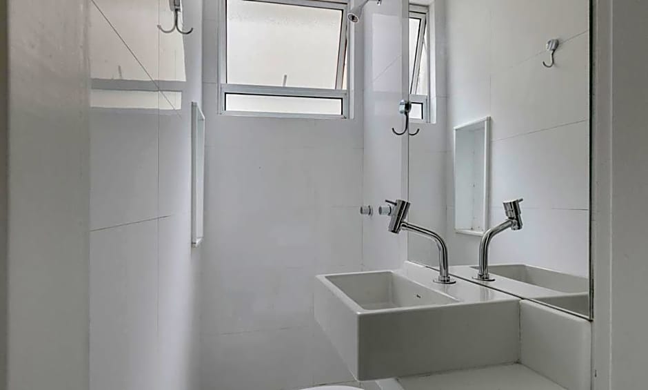 Tabas Espaçoso apê 3 quartos em Ipanema IP0046