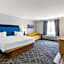 Hampton Inn & Suites New Castle