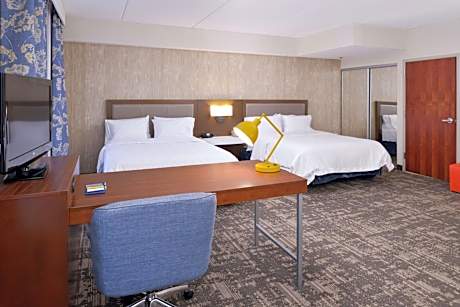 Queen Studio Suite with Two Queen Beds - Non-Smoking