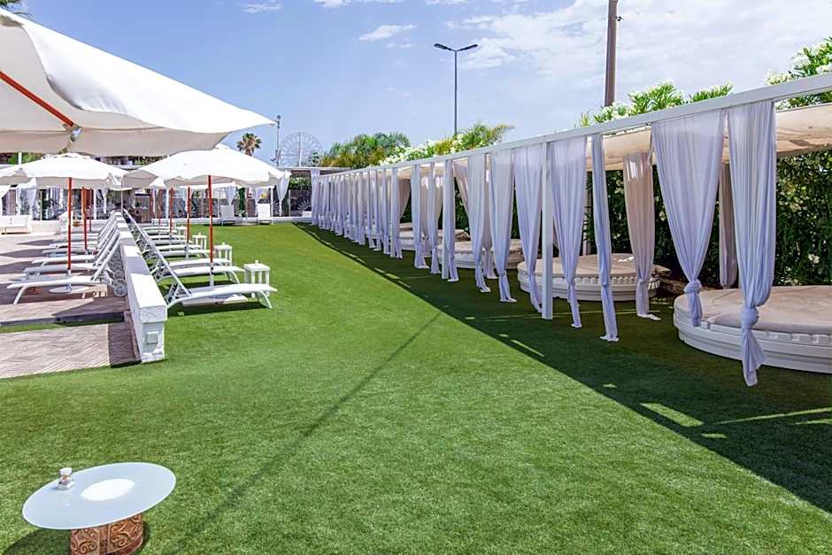 Bianco Riccio Suite Hotel