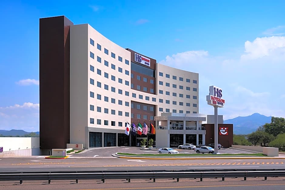 HS HOTSSON Hotel Silao