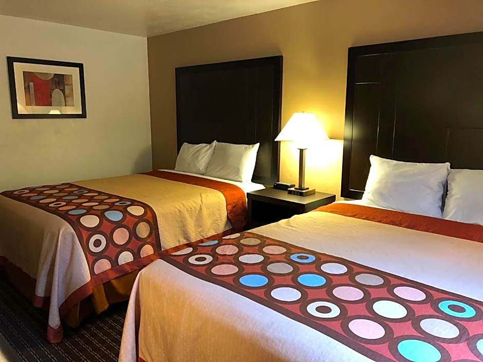 Super 8 by Wyndham Lacey Olympia Area