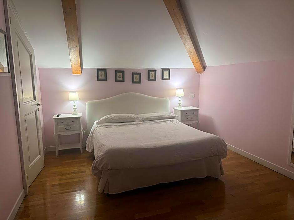 The Secret Garden Relais