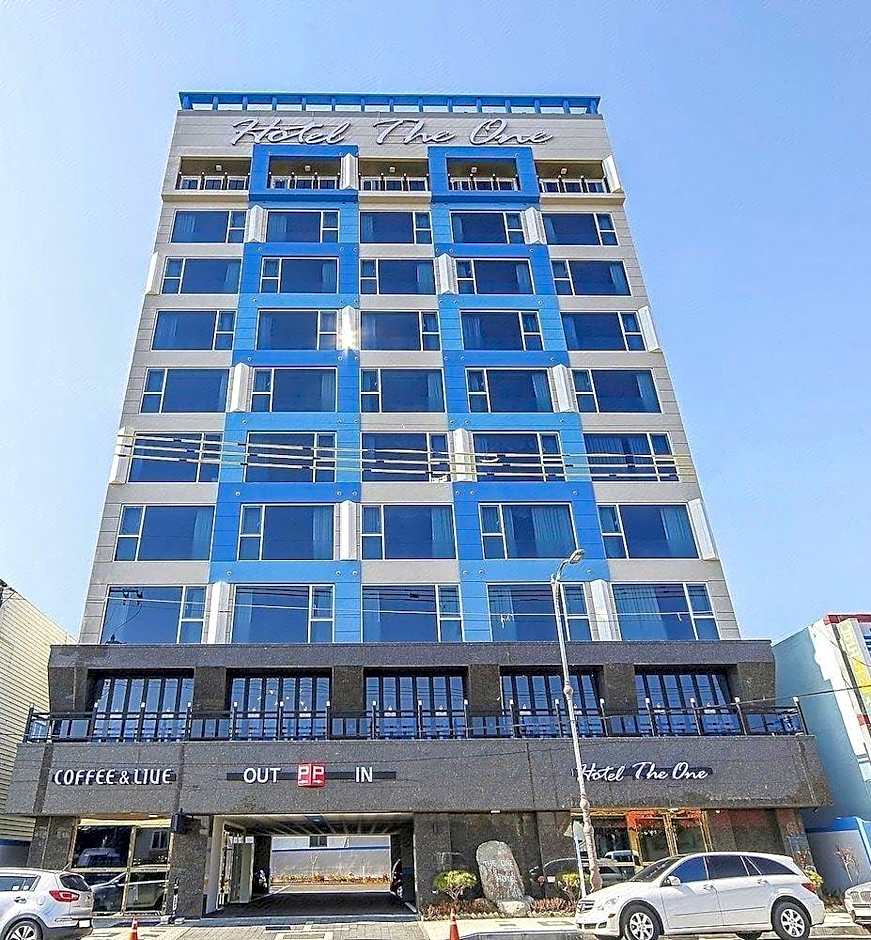Hotel The One