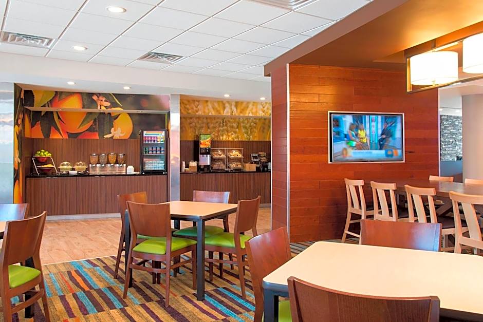 Fairfield Inn & Suites by Marriott Jackson Clinton