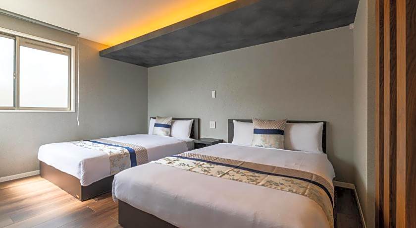 GRAND BASE Nagasaki Chukagai