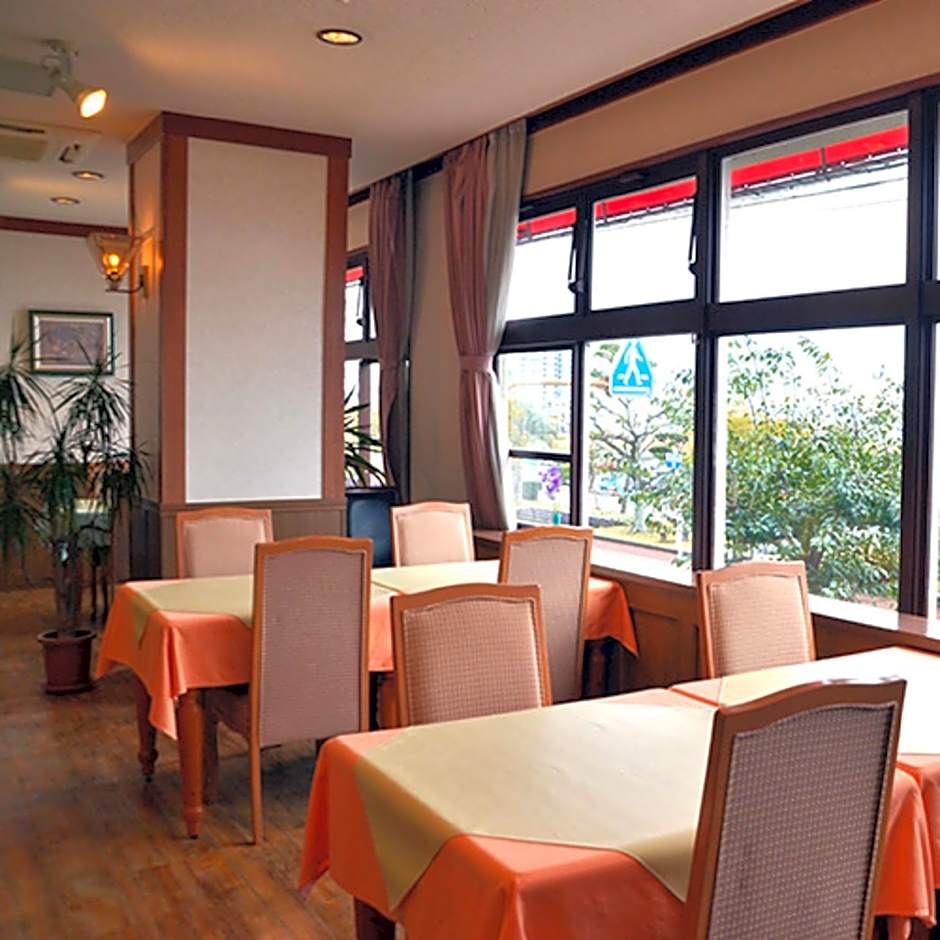 Hamakan Hotel