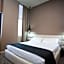 La Bohème Hotel