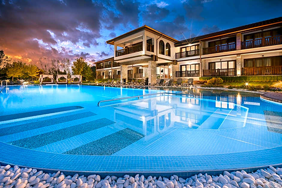 Boutique Complex Trakiets