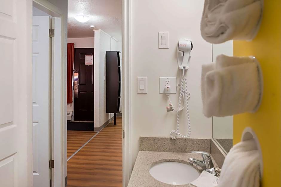 Motel 6-Fort St. John, BC