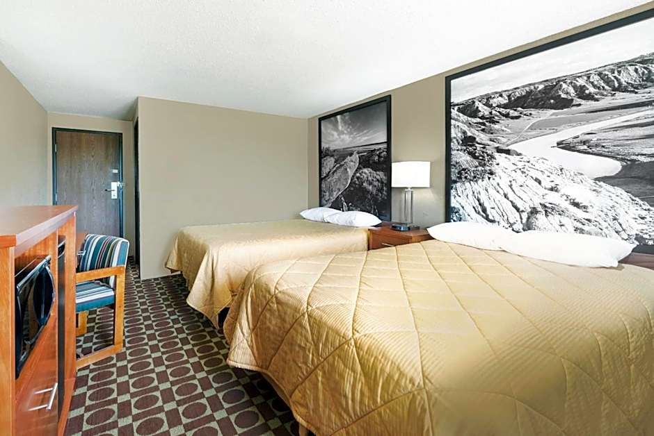 Super 8 by Wyndham Miles City