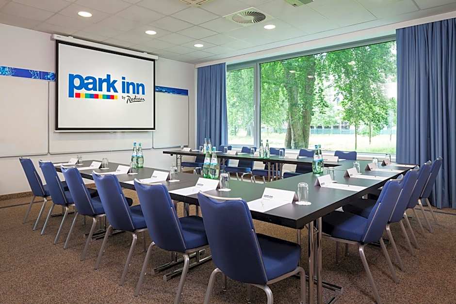 Park Inn By Radisson Frankfurt Airport