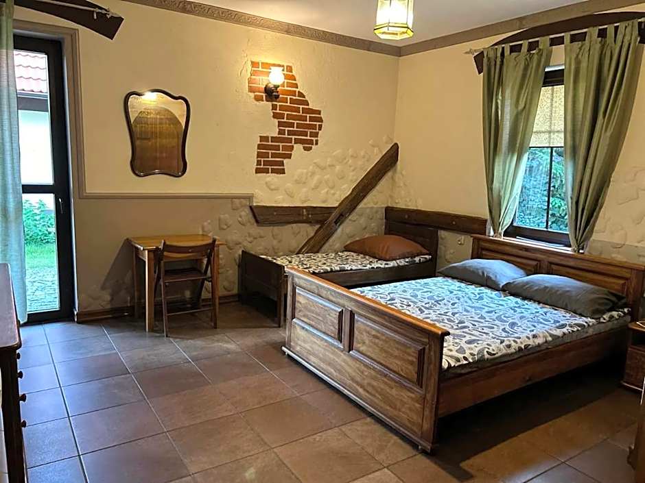 Pokoje i domki Saraceńska Chata