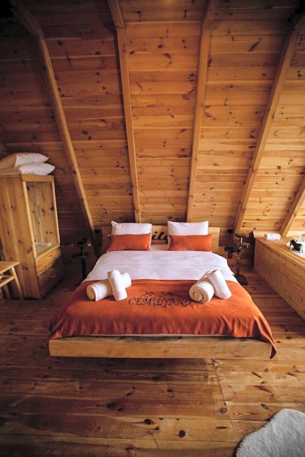 Cemilyano Bungalov Restaurant