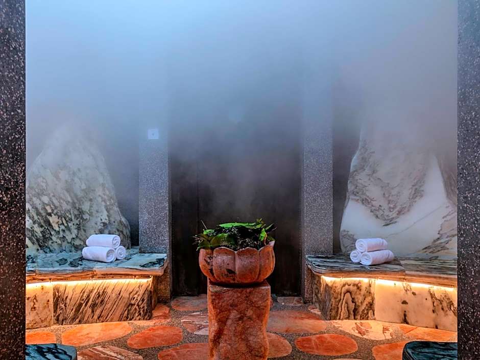 Legacy Yen Tu-MGallery by Sofitel