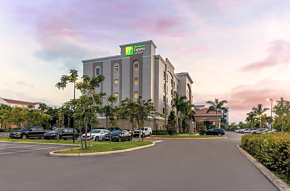 Holiday Inn Express & Suites - Miramar by IHG