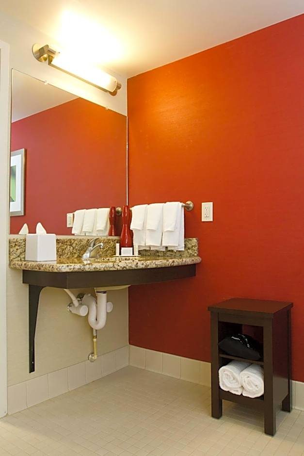 Courtyard by Marriott Philadelphia Springfield