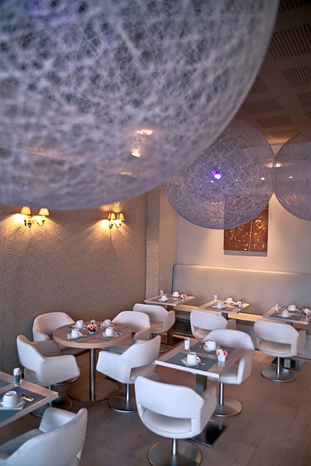 Maisons du Monde Hotel & Suites - Marseille Vieux Port