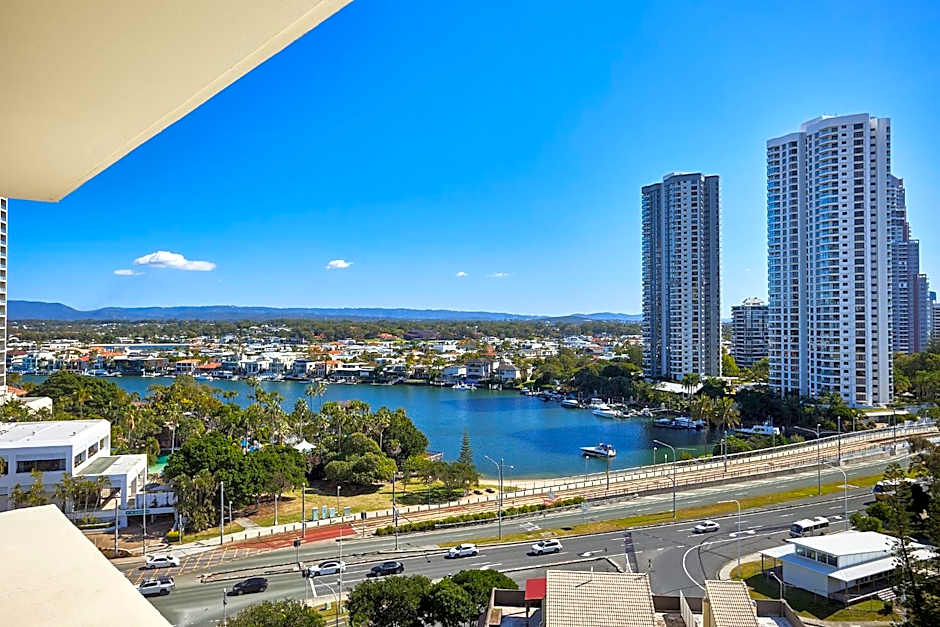 Seacrest Beachfront Apartments Gold Coast