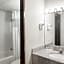 Albany Plaza Hotel