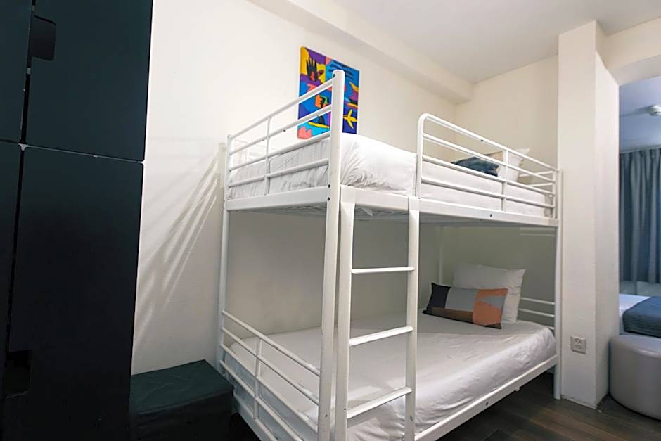 Quentin England Hotel