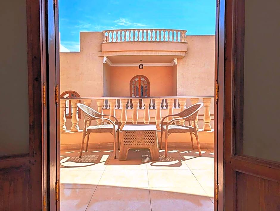 Mikhaila Guest House