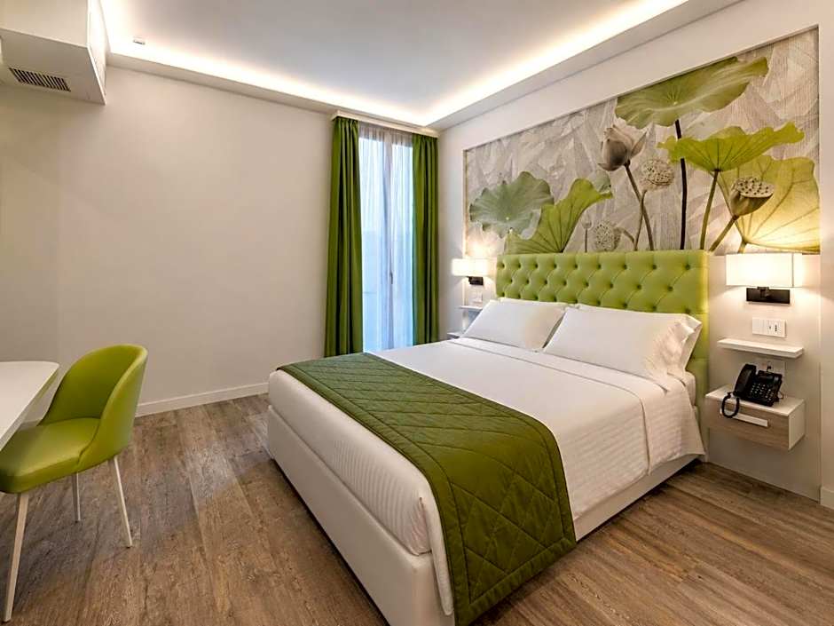 Petit Hotel