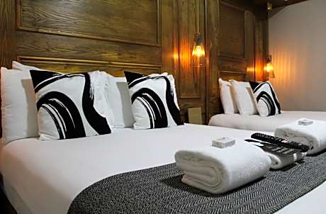 Superior Family Room