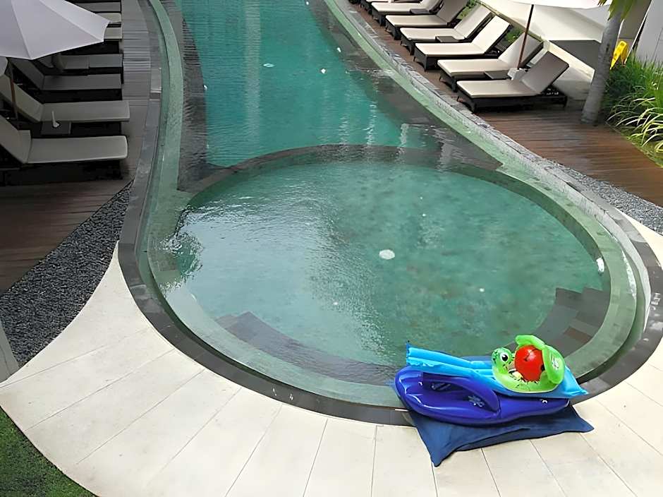 Grand La Walon Hotel