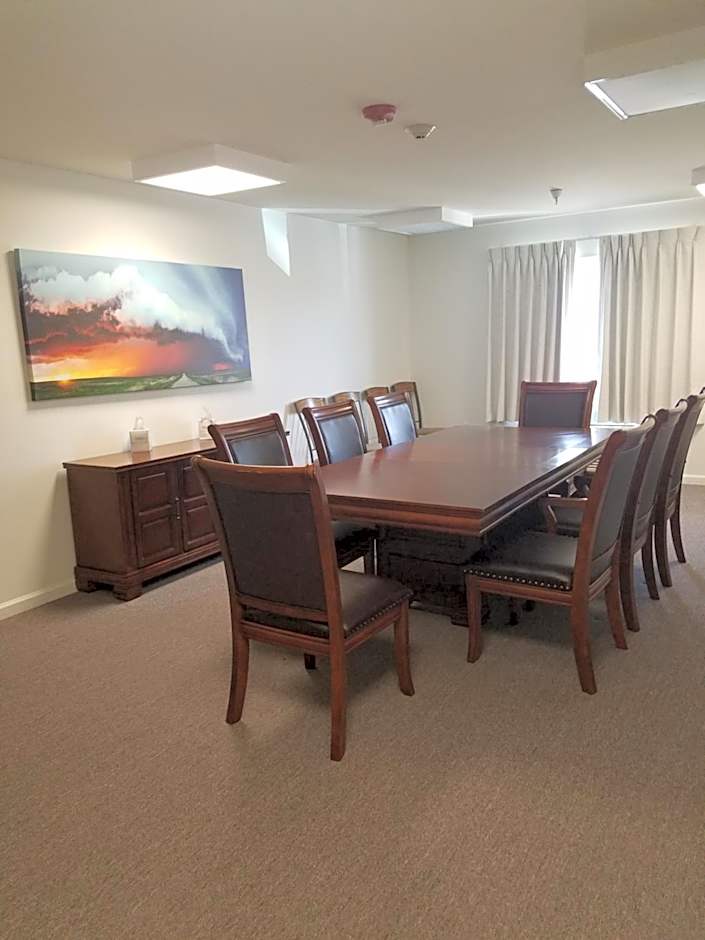 Ramada by Wyndham Williston