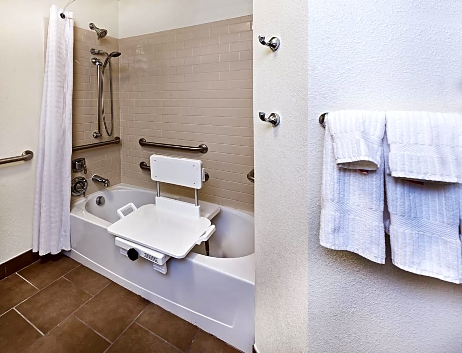 Candlewood Suites San Angelo, an IHG Hotel