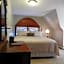 Champaign Garden Inn