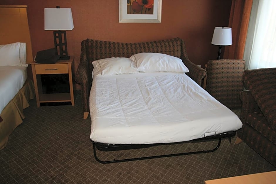 Holiday Inn Express Stockton Southeast By IHG