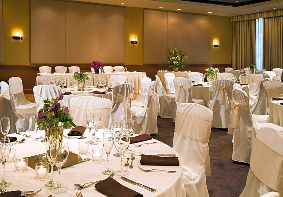 River Place Hotel