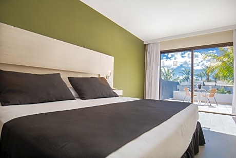 DOUBLE ROOM ROMANTIC FANTASIA DREAM