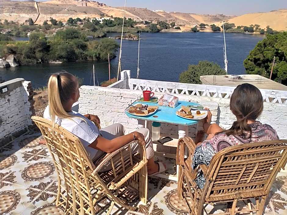 Seko Kato Nile View Hostel