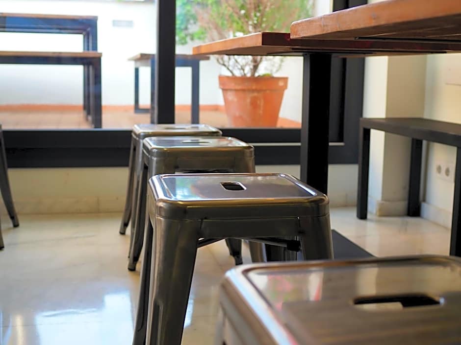 Oasis Backpackers' Hostel Sevilla